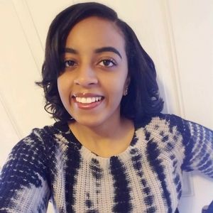 Meet your Posher, Taylor 💋